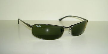 四鉆信譽(yù)老字號(hào)眼鏡店 進(jìn)口太陽(yáng)鏡銷售冠軍的秘密